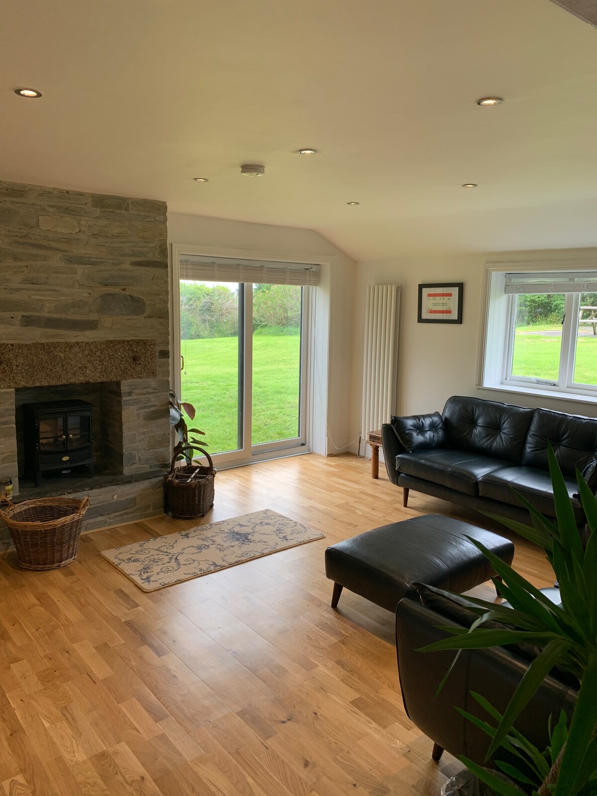 Popular Airbnb listing: 5 bedroom property near Looe in Polperro