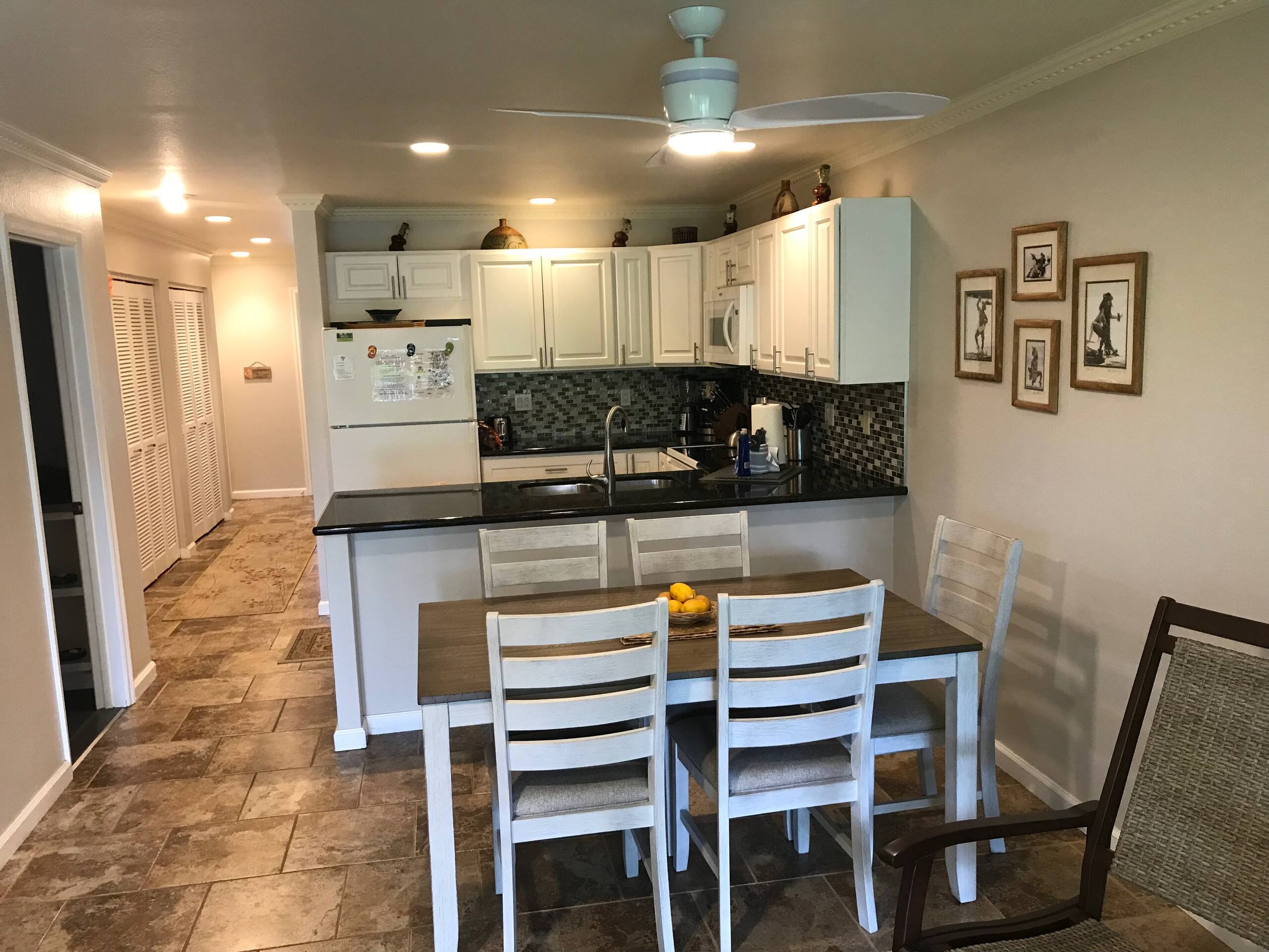 Condo in Kihei · ★4.98 · 1 bedroom · 1 bed · 2 baths - Image 9