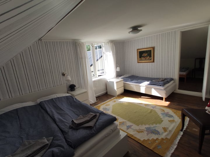 Dormitorio 2, 140 y 120 camas.