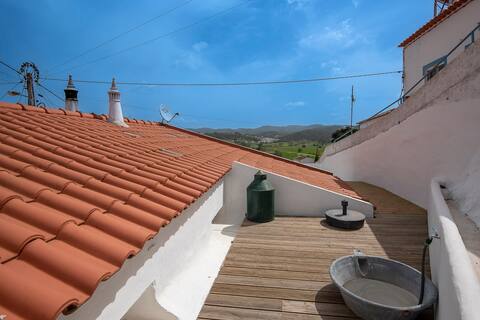 Hillside 2 Aljezur old town