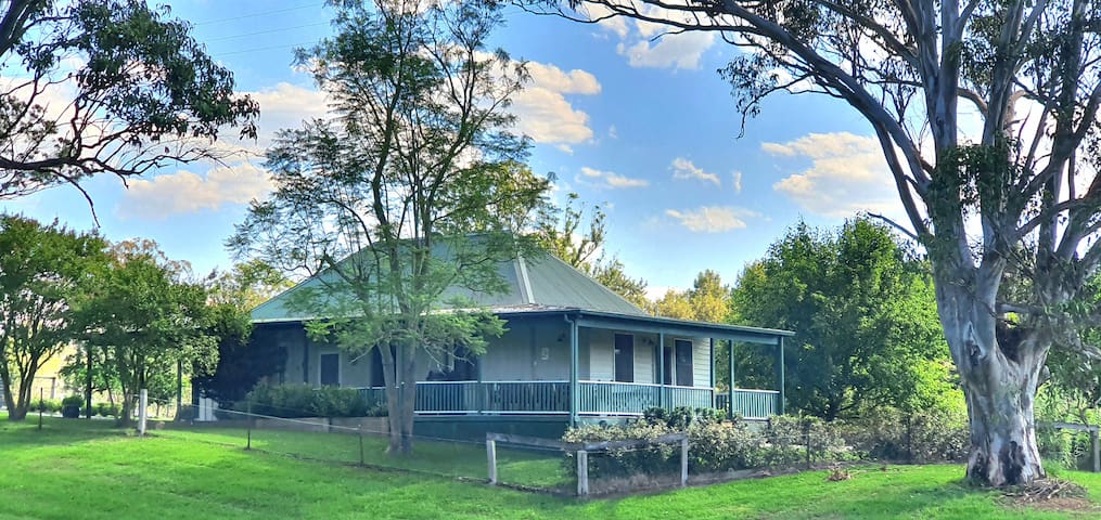 Old Schoolmaster’s Cottage on the Barrington River