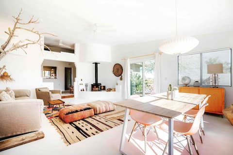 Eclectic Designer Oasis pool & hot tub Joshua Tree