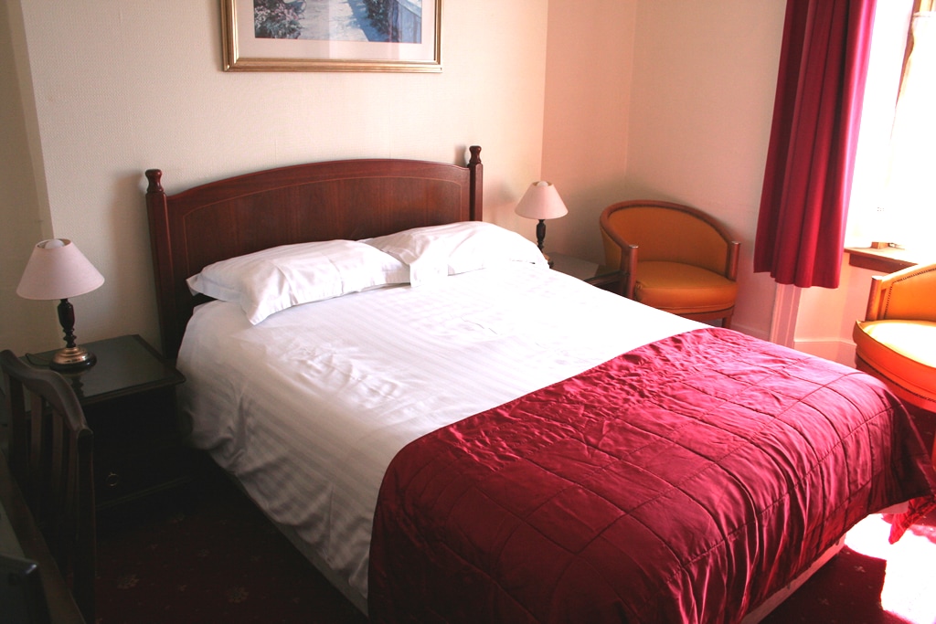 ห้อง 1 ห้องนอนเตียงใหญ่