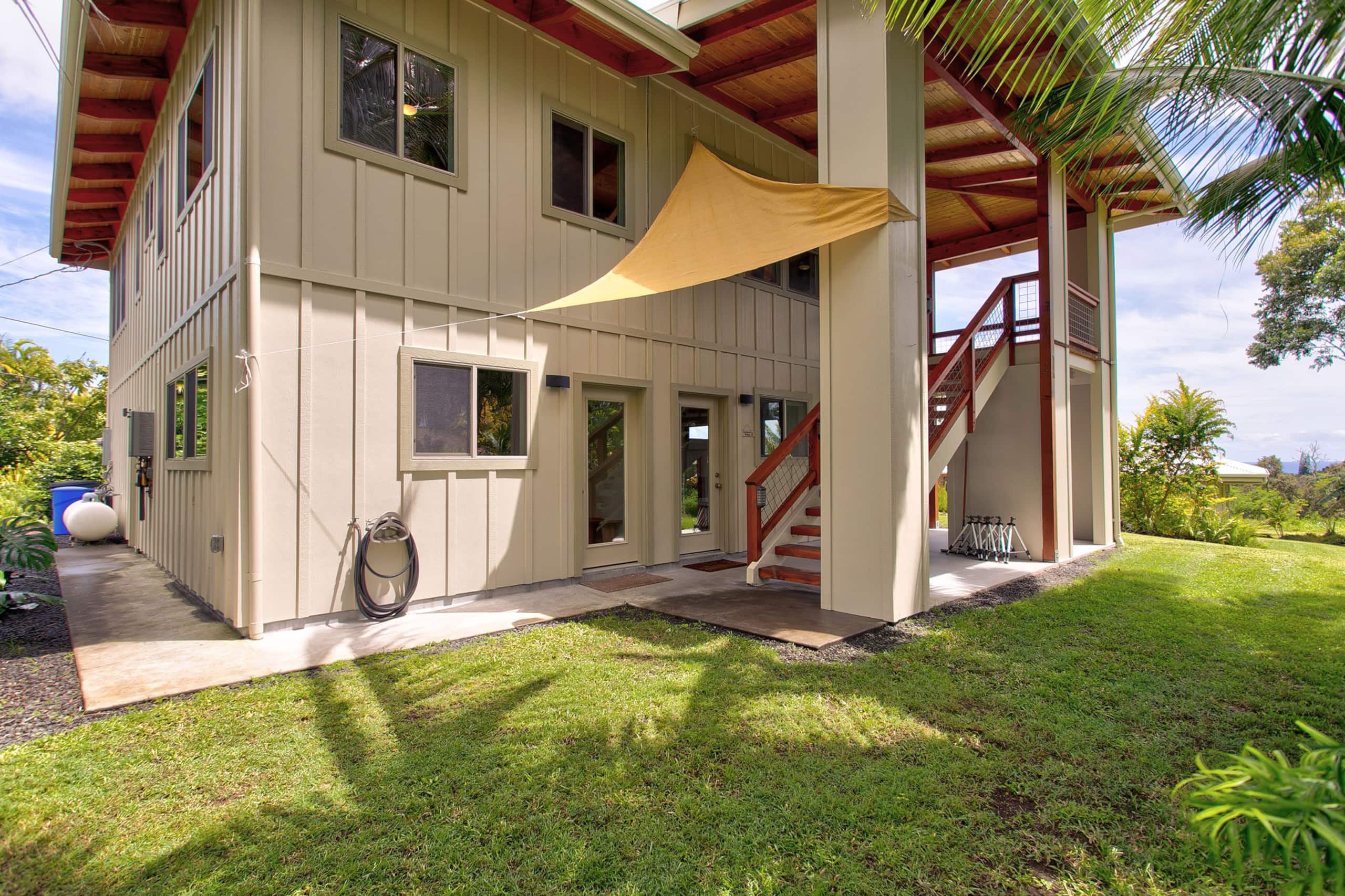 Home in Pahoa · ★4.94 · 2 bedrooms · 2 beds · 1.5 shared baths - Image 27