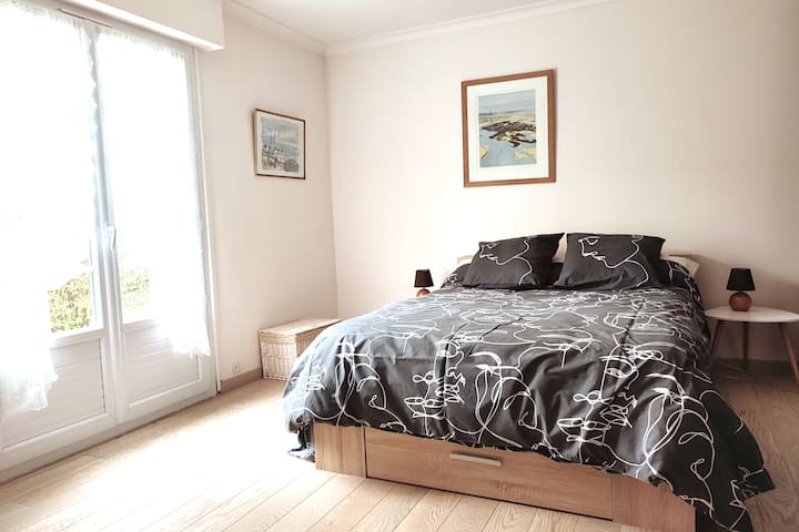 غرفة النوم 1