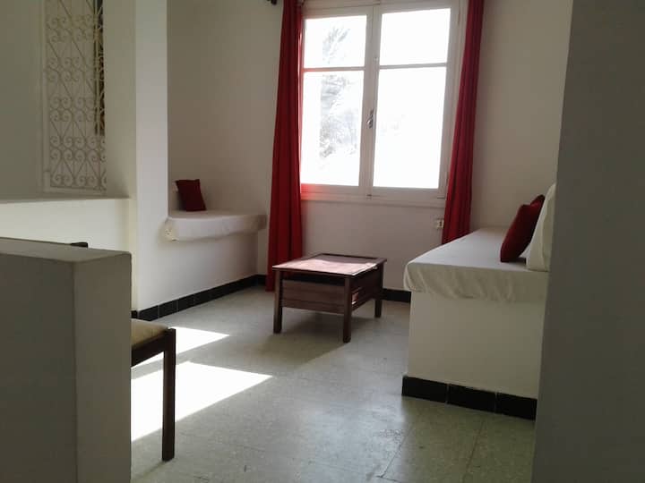 Charmant Appartement Duplex Pied Dans L'eau - Monastir
