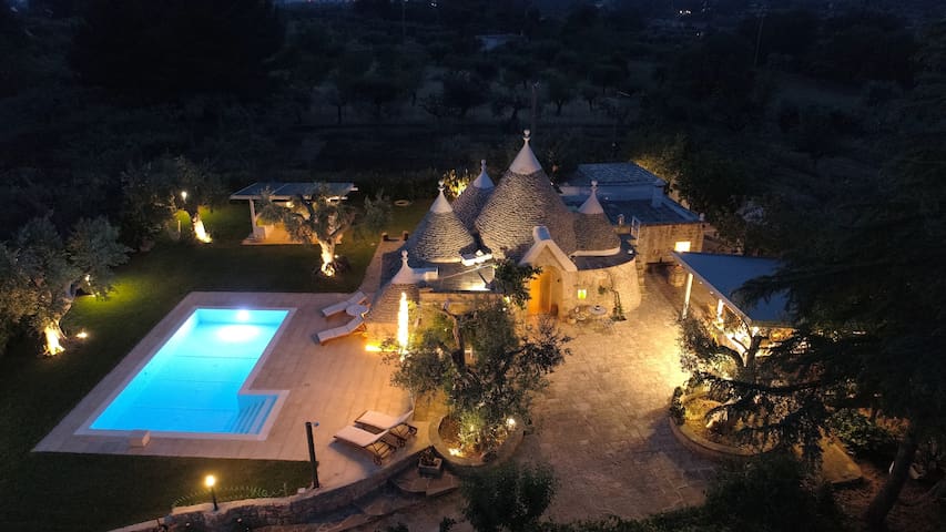 Trulli PugliaTales – Private Pool!
