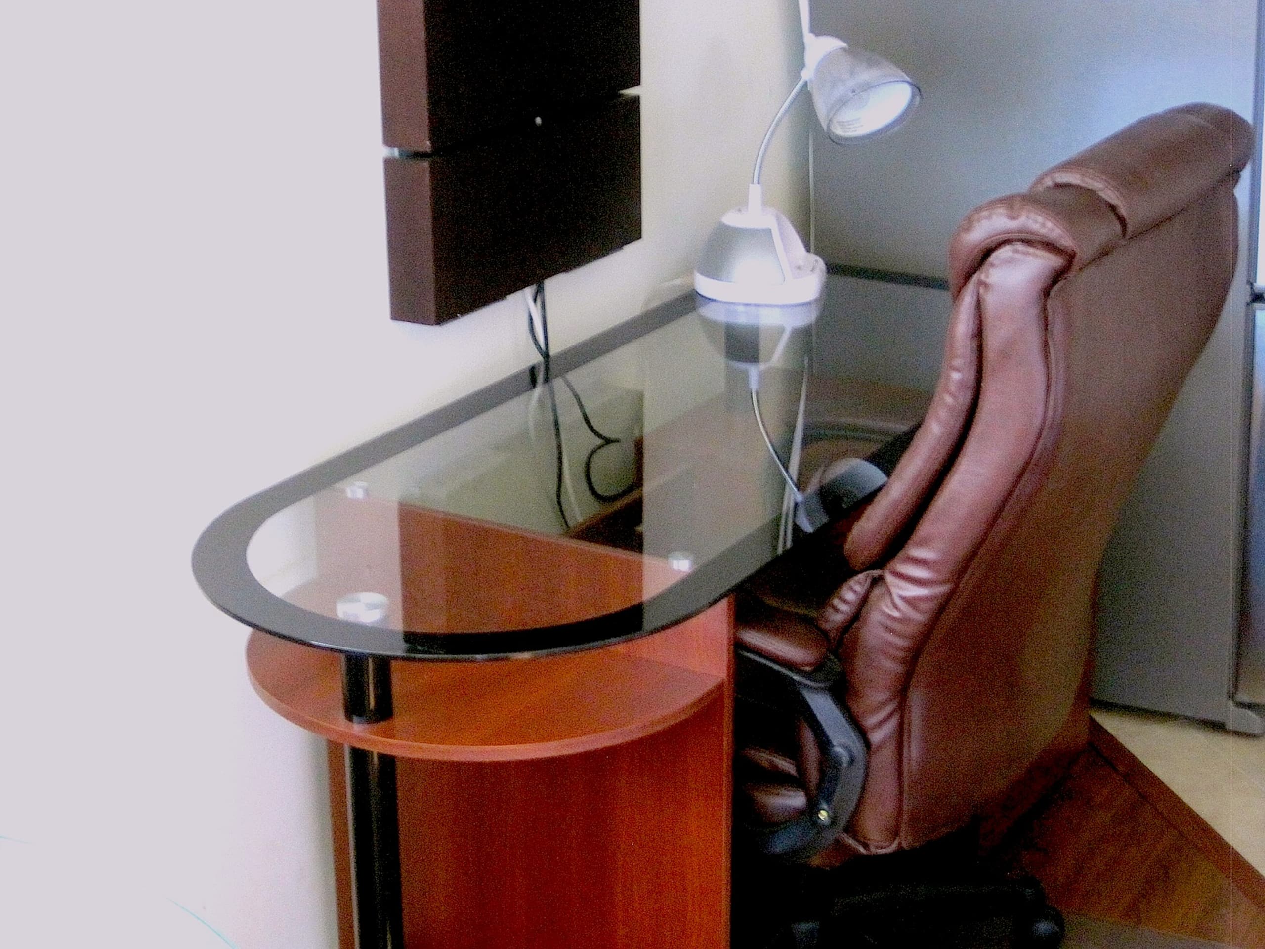 Condo in Honolulu · ★4.54 · Studio · 1 bed · 1 shared bath - Image 17