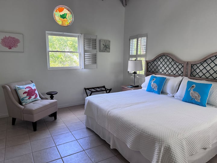 Spálňa pre hostí s konfiguráciou postele ako manželská posteľ