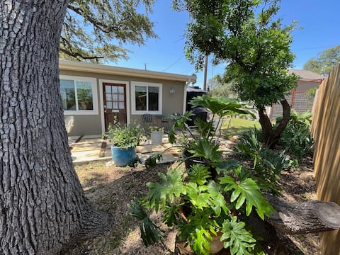 Aloha Cottage