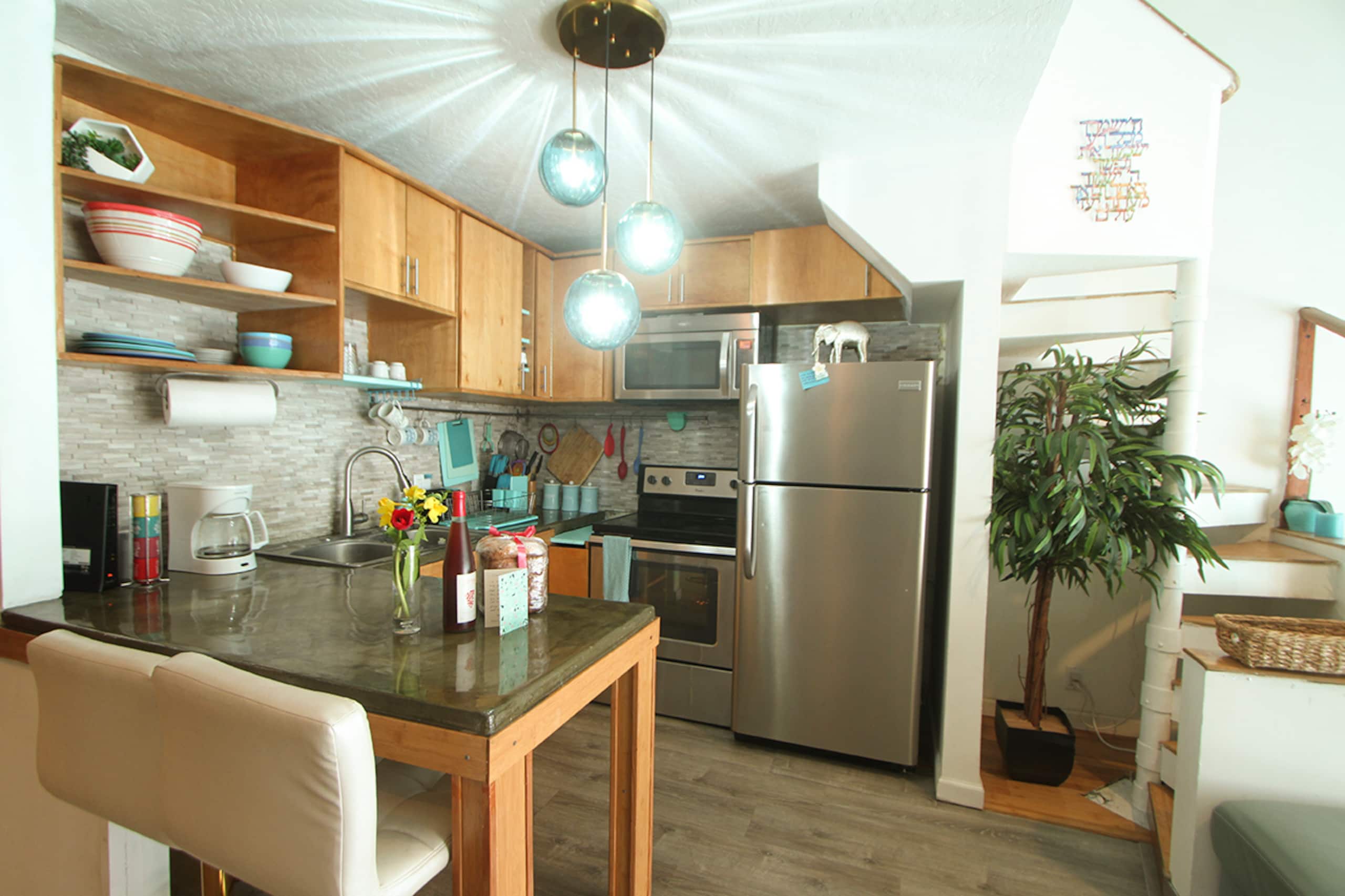 Condo in Kihei · ★4.64 · 2 bedrooms · 3 beds · 1 private bath - Image 5