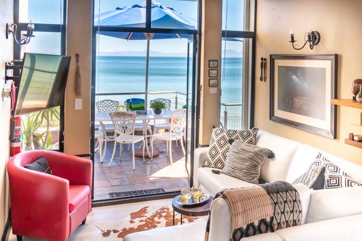 185 on Beach Seaside Penthouse gallery image 3