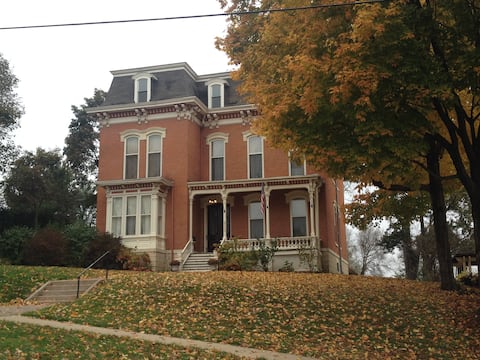 Historic John Bell House