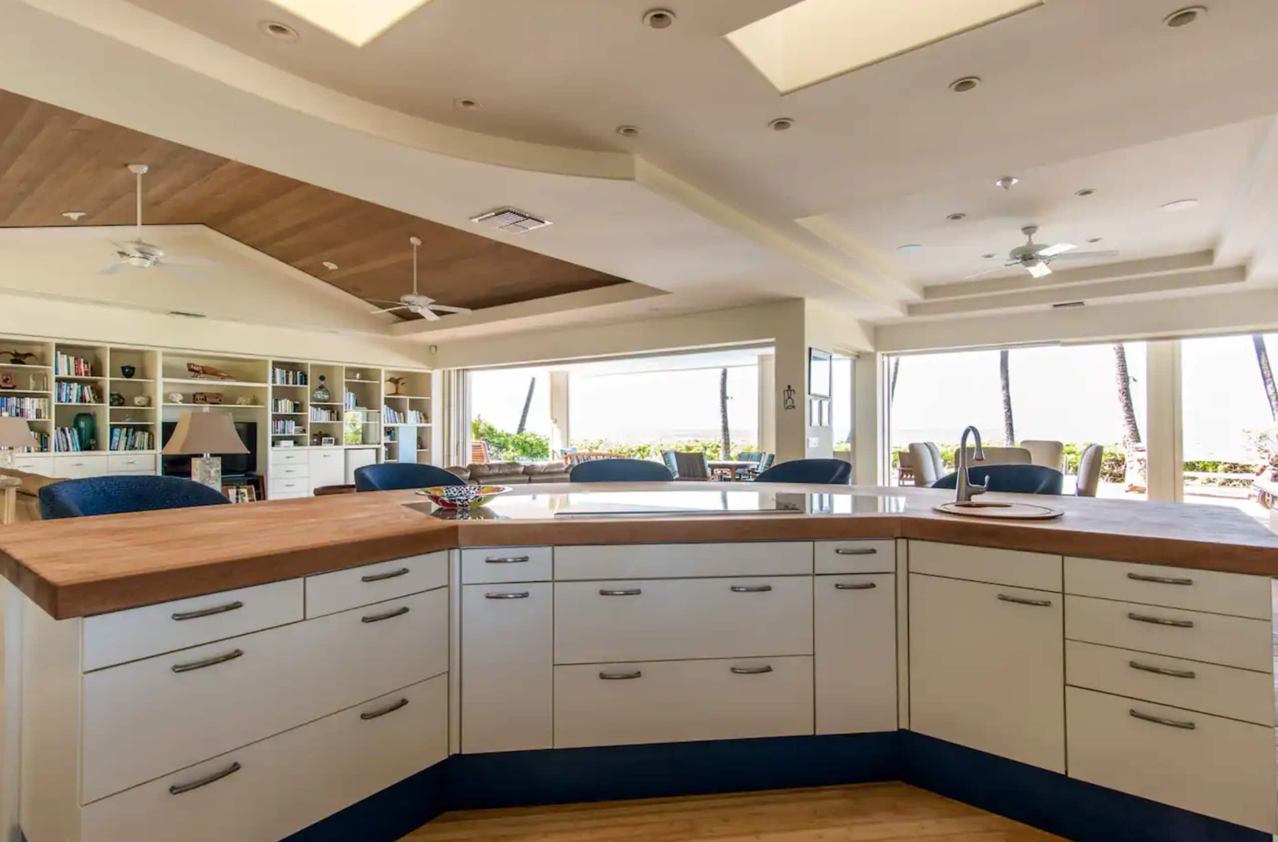 Home in Kihei · ★5.0 · 3 bedrooms · 3 beds · 3 baths - Image 3