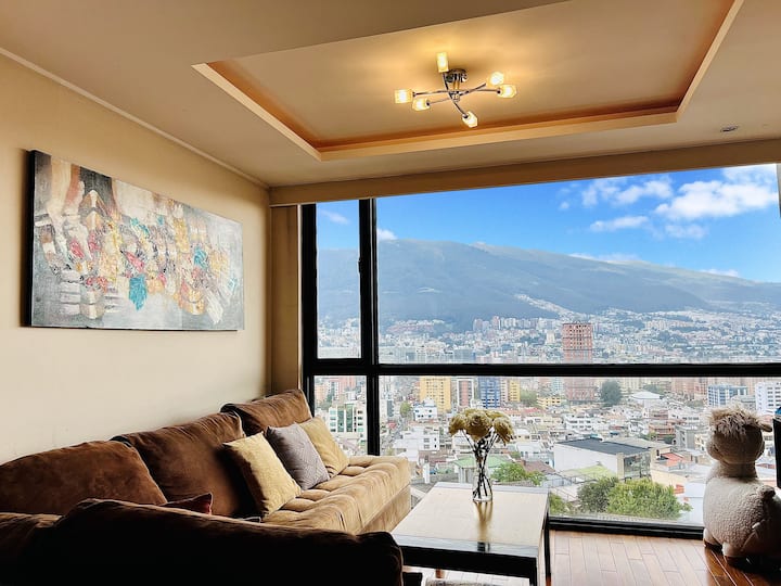 QUIET&UNIQUE*MODERN SUITE*FAST WIFI*PANORAMIC VIEW Condominiums for