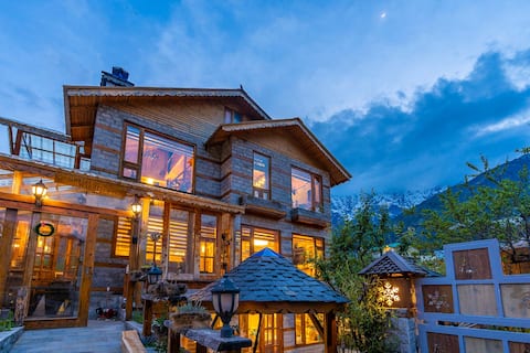 Chalet Shanag Manali - 4 BR Chalet