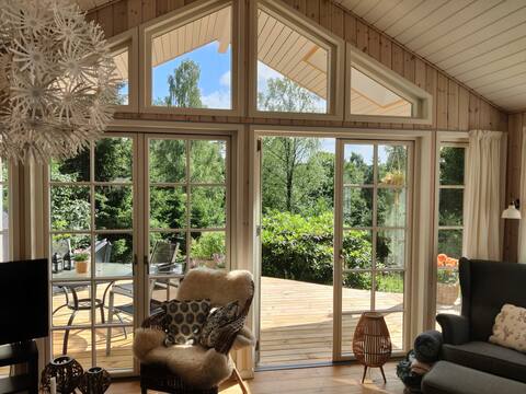 Delicious house with outdoor spa in stunning scenery