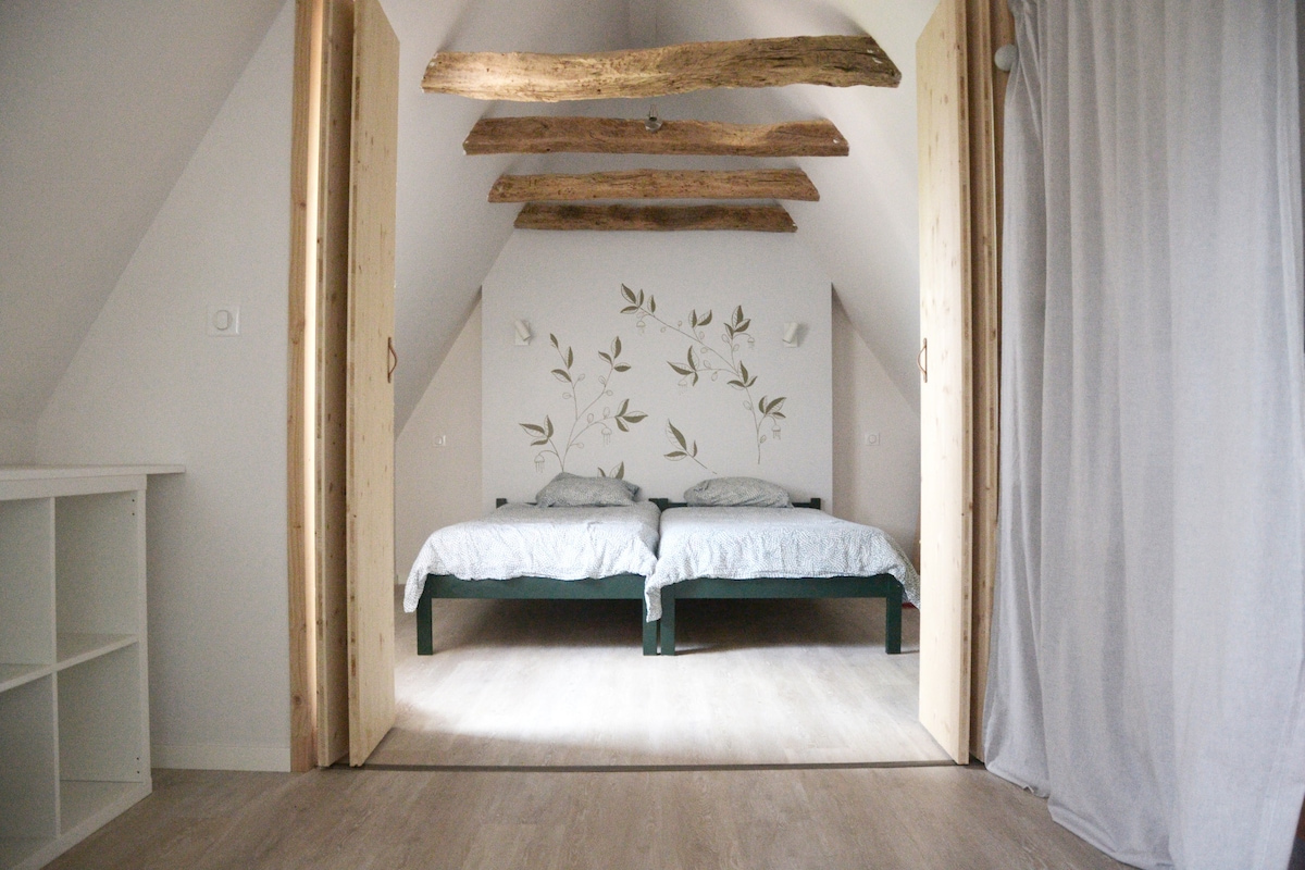 საძინებელი 1