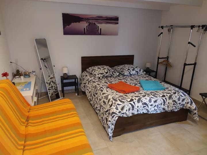 10 Best Airbnb Vacation Rentals In Miramas, France Updated 2024 Trip101