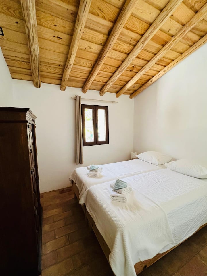 غرفة النوم 2