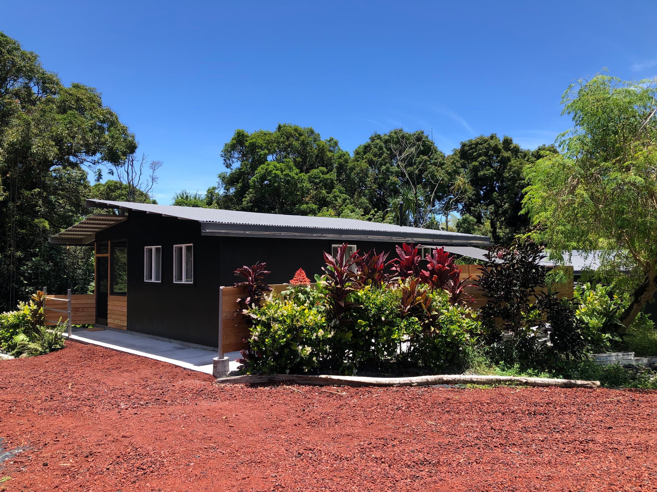 Guesthouse in Pahoa · ★4.94 · Studio · 1 bed · 1 private bath - Image 2