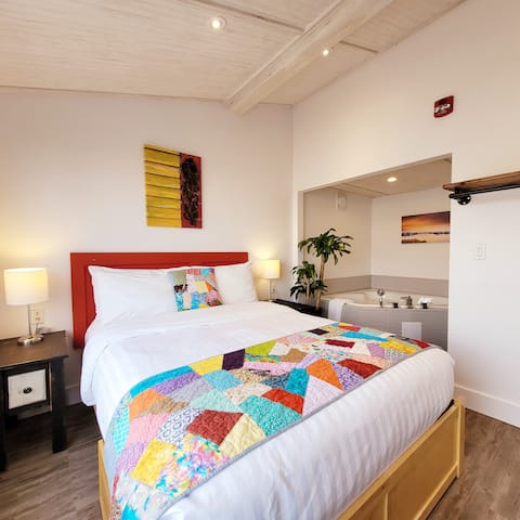Drift Away Suite | Twillingate & Beyond