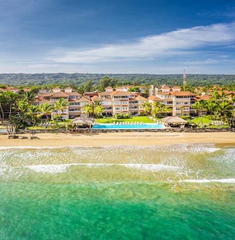 Beach Front HARMONY- 4 Bdr/3 Bath by SEALANE