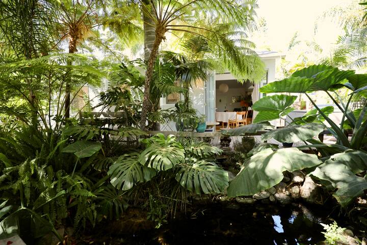 Magical Oasis – Secret Garden gallery image 3