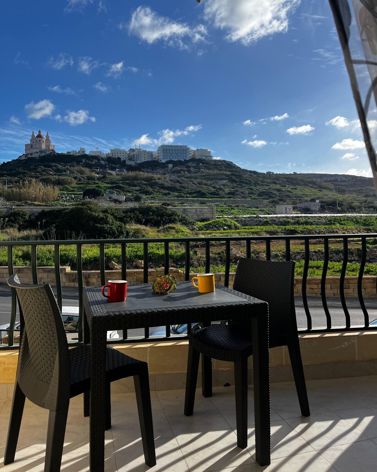Charming Seaside Apartment