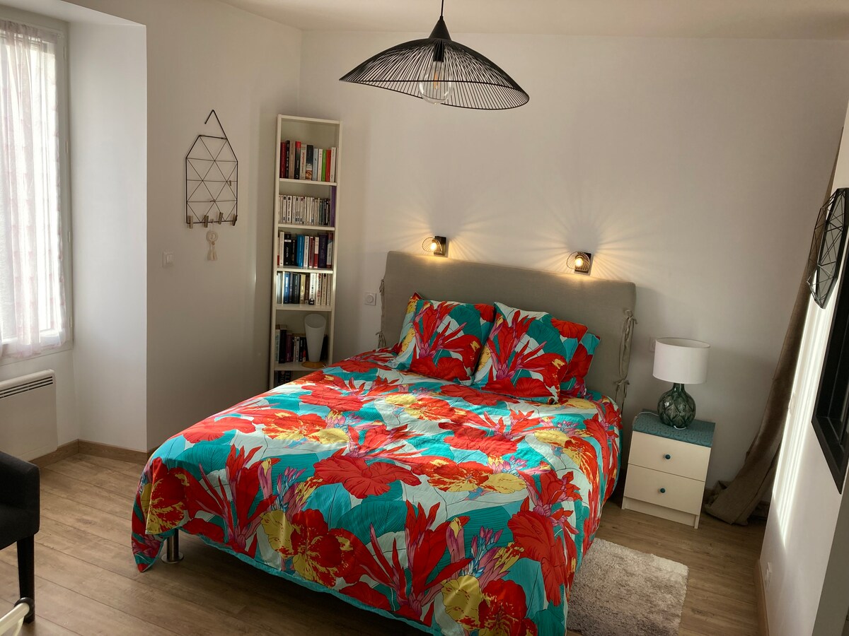 долно двойно легло тип Куин