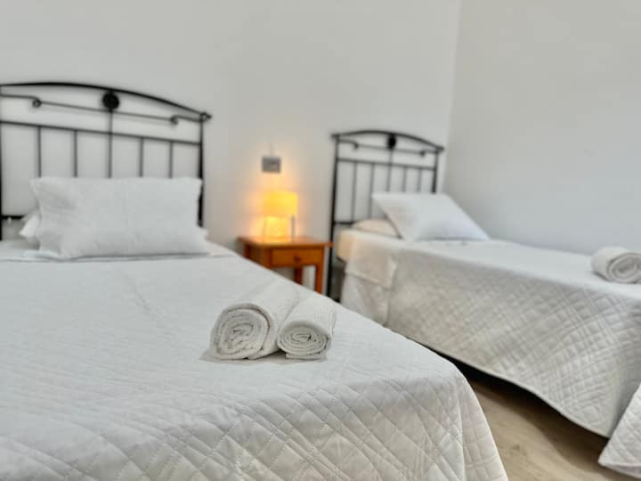 Dormitorio 2 / חדר שינה 2