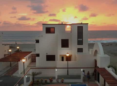 Playa del Karma - Luxury Beachfront Vacation Home