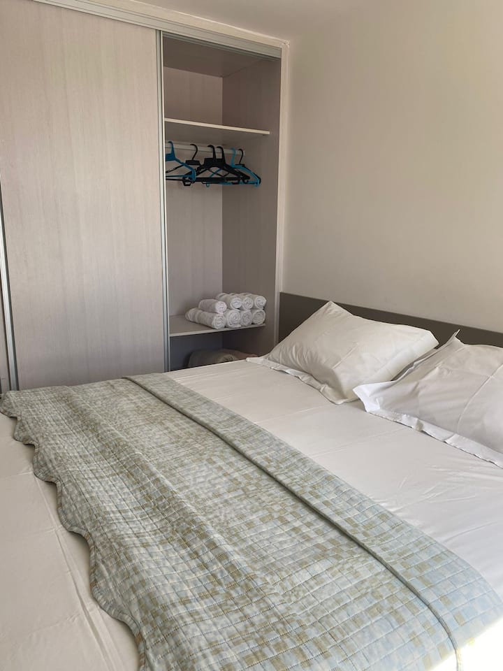 غرفة النوم 1