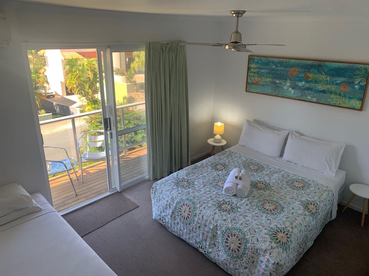 Central, Airlie Beach Townhouse Townhouses for Rent in Airlie Beach