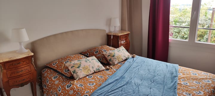 Quarto 1 140 cama com excelente vista para o mar