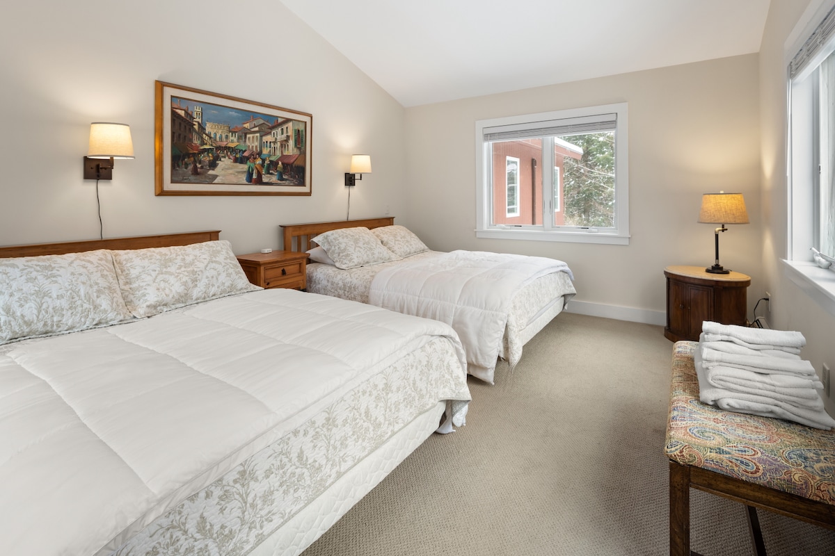 חדר שינה לאורחים מס '2 (כלומר "מוס ") עם 2 מיטות זוגיות ומיזוג אוויר