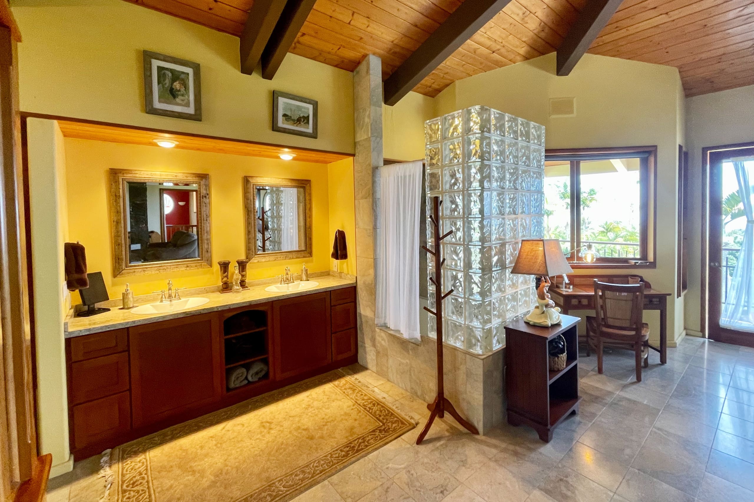 Luxury Pool, Oceanview, 7 acres of avos & fruit - Photo 21