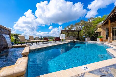 Vista Grande: Luxury Home w/ Private Pool & Views