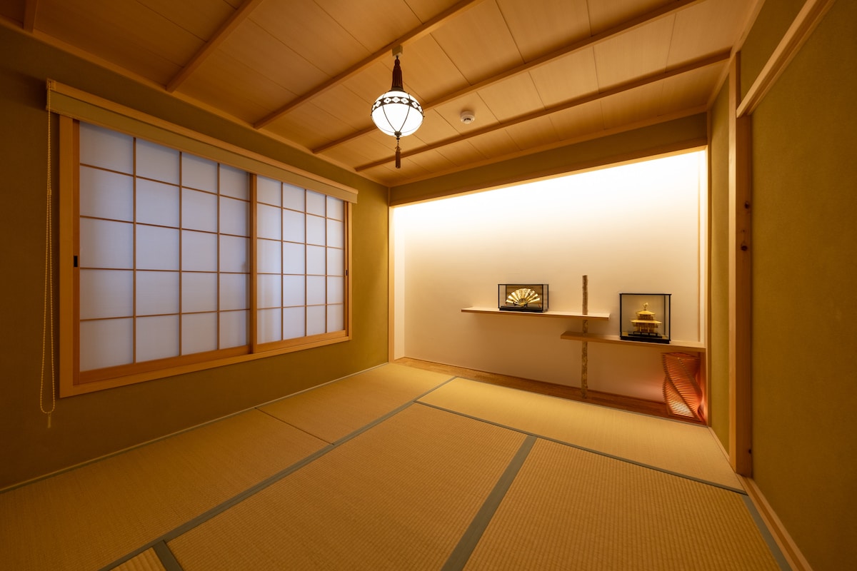 2階/和室（和ベッド2台）