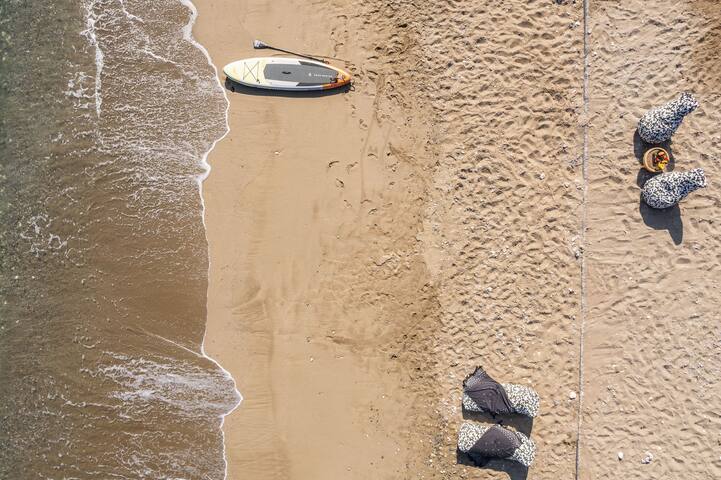 Luxury Beachside Living, a Step Away from Beach! gallery image 3