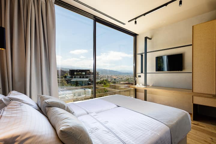 The second bedroom, offers two single beds that can be joined together to form a king size bed! 