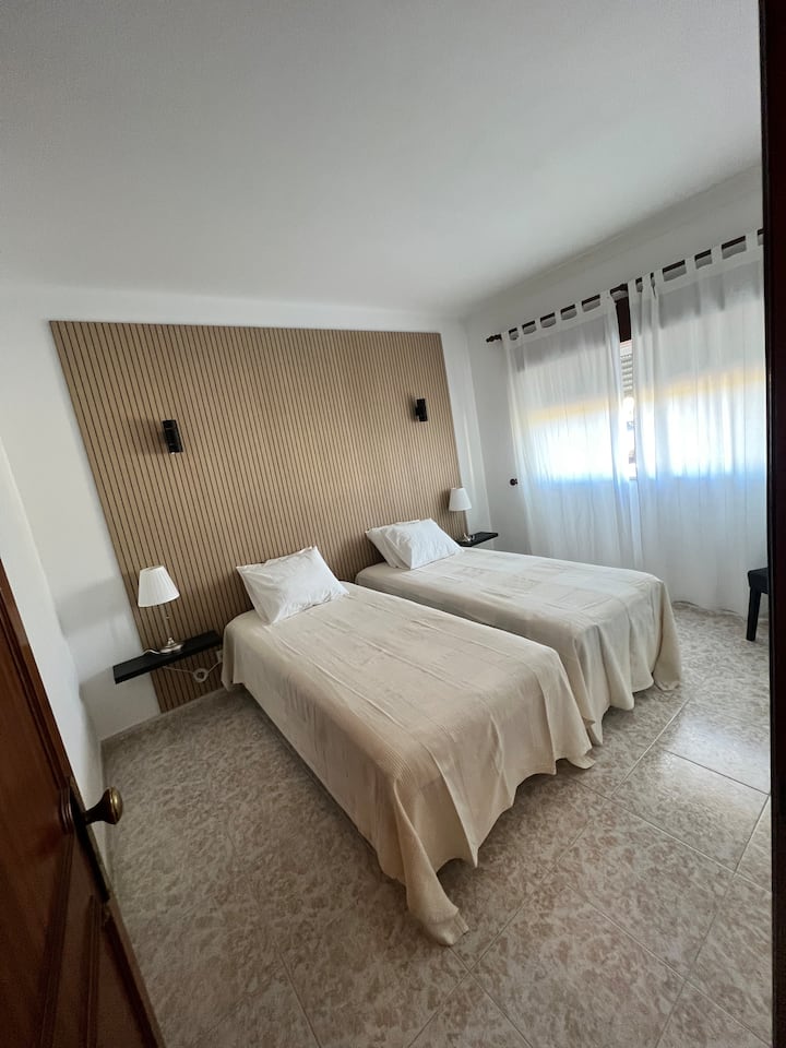 غرفة النوم 2