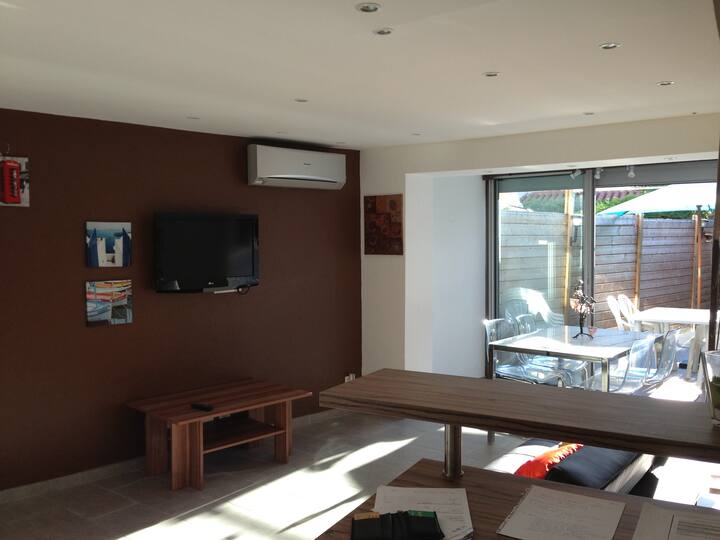 Petite Villa Type T2, Jusqu'à 5 Personnes Maximum - Saint-Cyprien