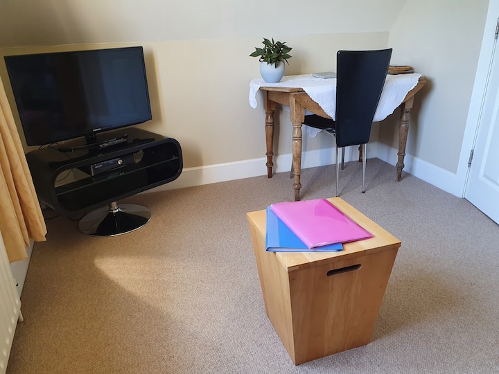 Rowley Meadows Private En-suite Annex - Newcastle