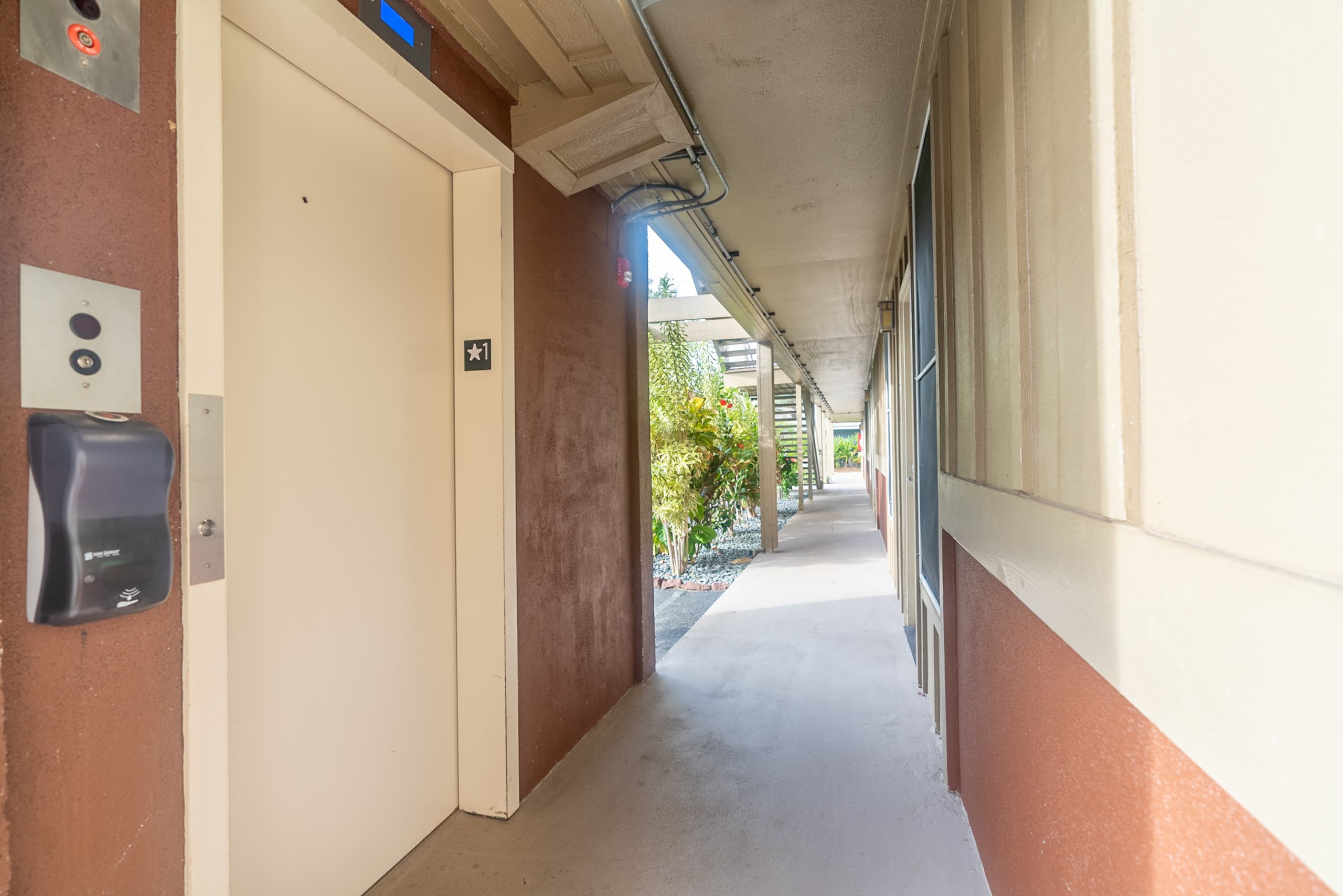 Condo in Kapaa · ★4.84 · 2 bedrooms · 2 beds · 1 private bath - Image 27