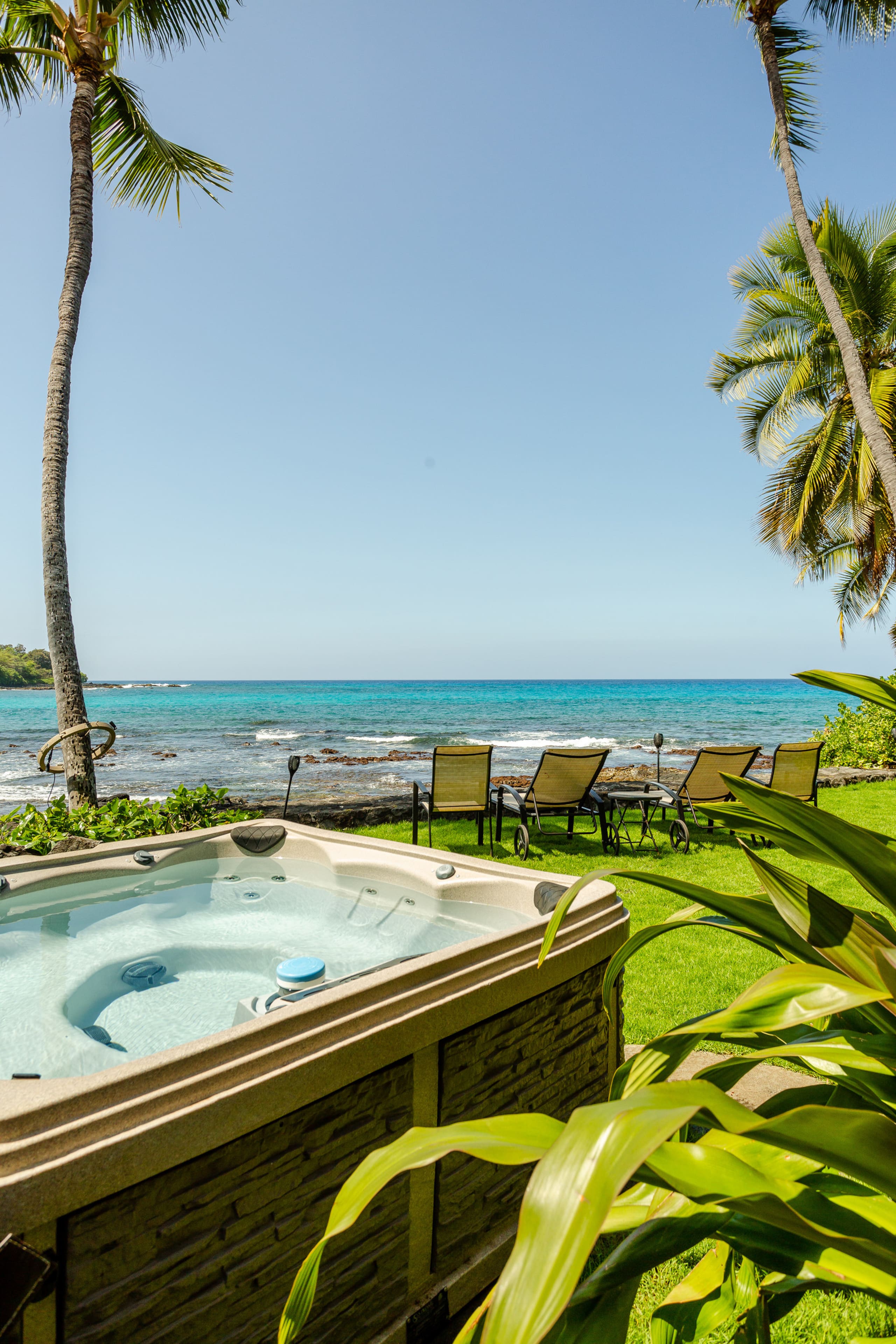 Home in Kailua-Kona · ★4.97 · 3 bedrooms · 3 beds · 3.5 baths - Image 1