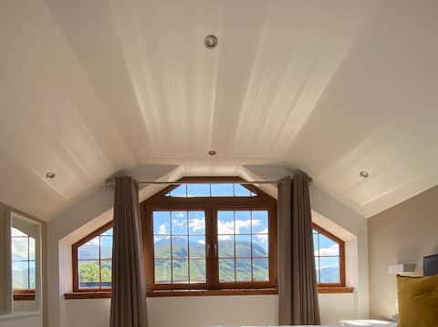 Cosy Highland Hideaway, Ben Nevis Views, Sleeps 4
