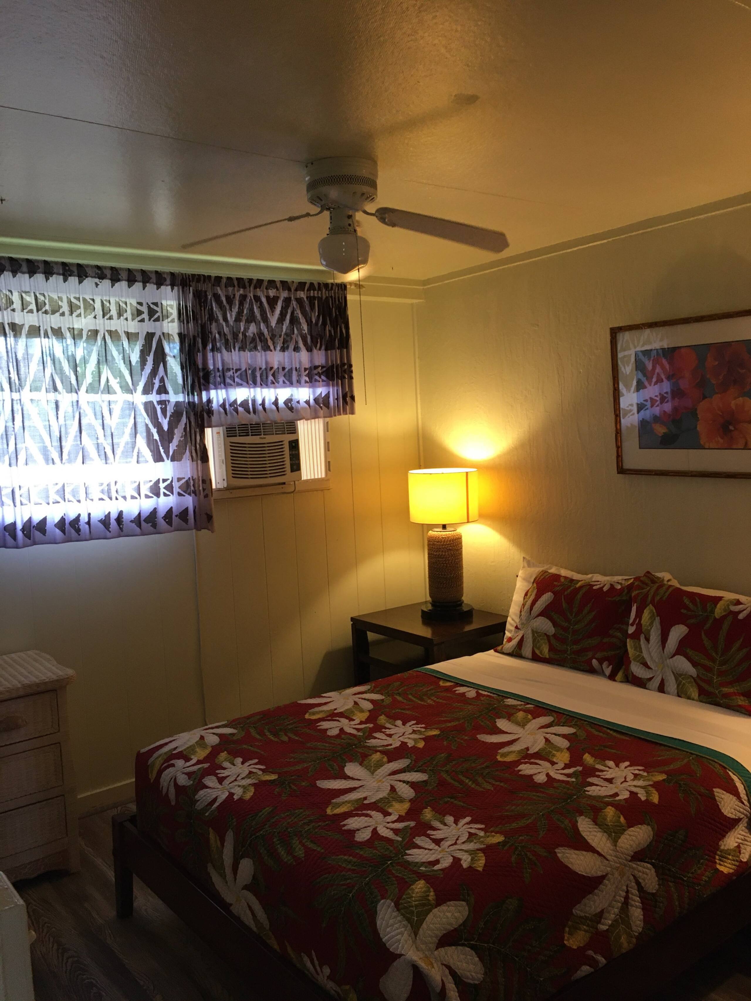 Condo in Lahaina · ★4.68 · 2 bedrooms · 2 beds · 1 bath - Image 5