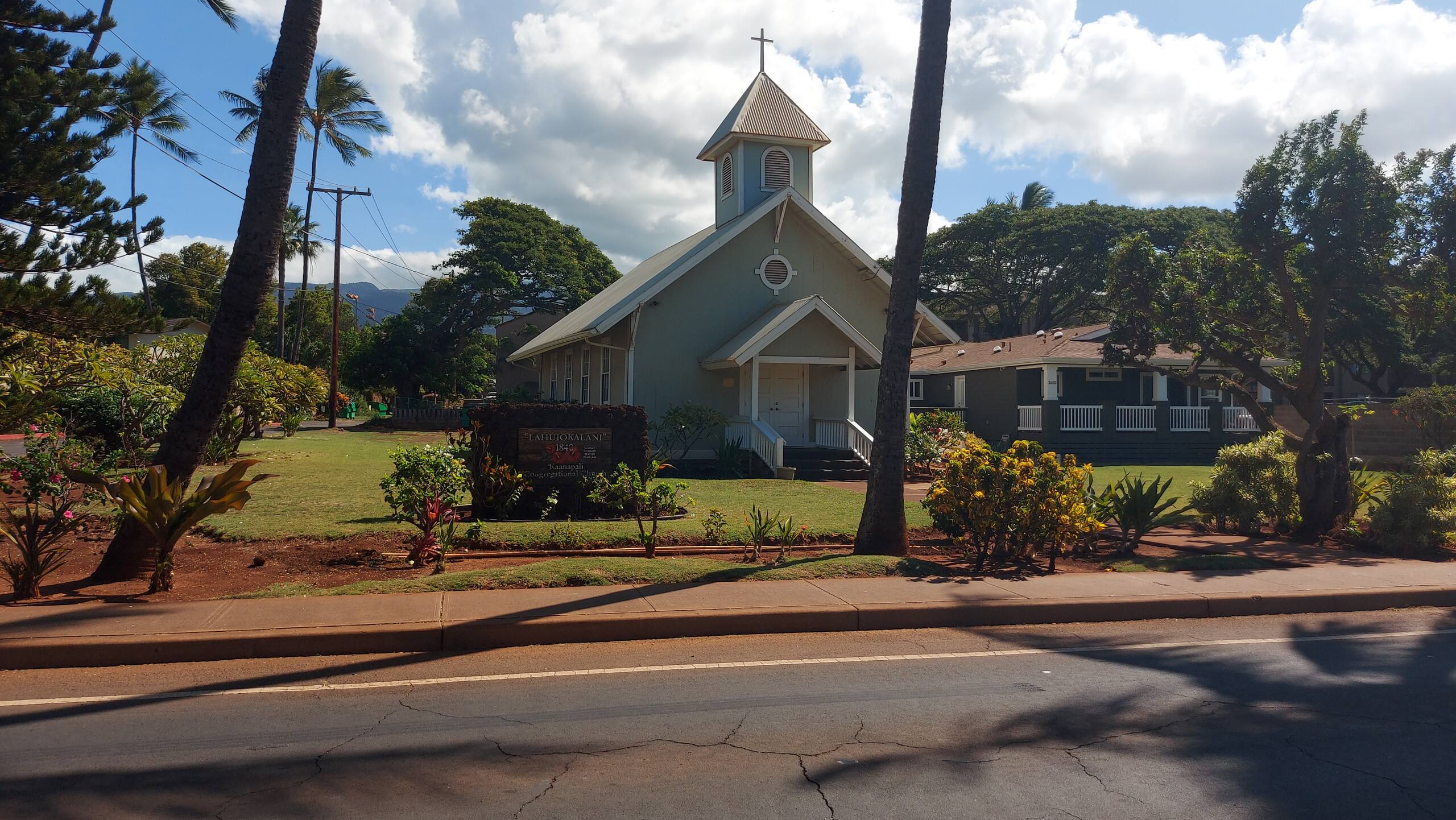 Condo in Lahaina · ★4.68 · 2 bedrooms · 2 beds · 1 bath - Image 14