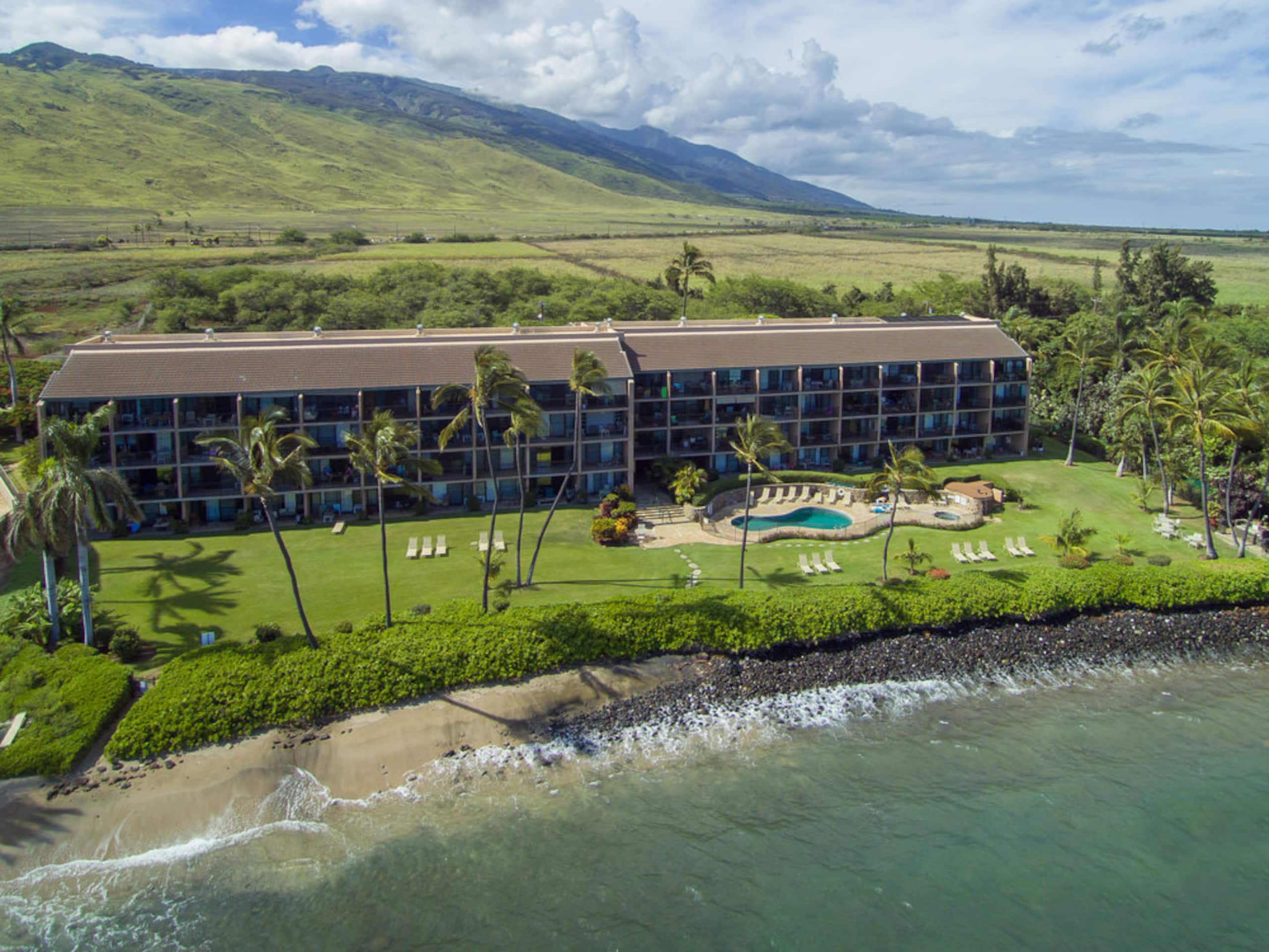 Condo in Wailuku · ★4.68 · 3 bedrooms · 3 beds · 2 baths - Image 24